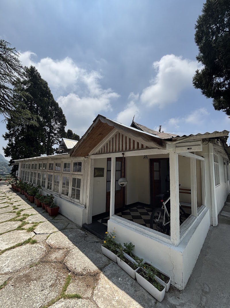 Ivy Bank - Ivy Bank, cantt, Rajmandi, Landour, Mussoorie, Uttarakhand 248179, India