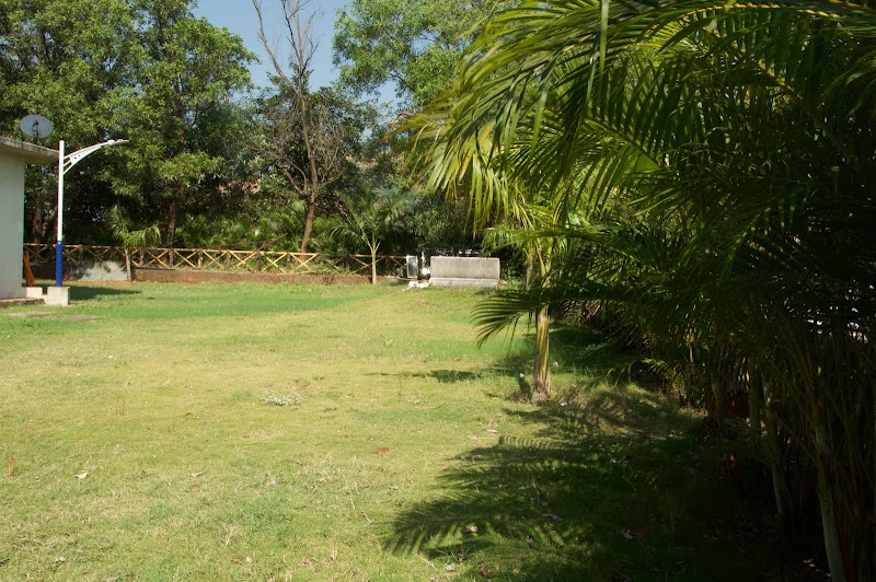 Platinum Square, Lonavala, Pure Veg. - Platinum Square, Lonavala, Pure Veg., Platinum Square, Village Kune,, Q98R+49Q, S. No. 40, AH47, Behind Hotel Fariyas, Parshwapuram, Kune N.m., Maharashtra 410403, India