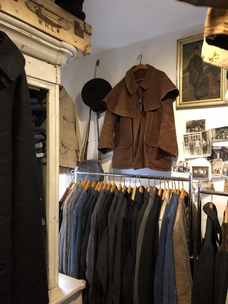 Mindbenders&Classics - Mindbenders&Classics Japan, 〒104-0031 Tokyo, Chuo City, Kyōbashi, 2-chōme−6−８ 仲通りビル 6F