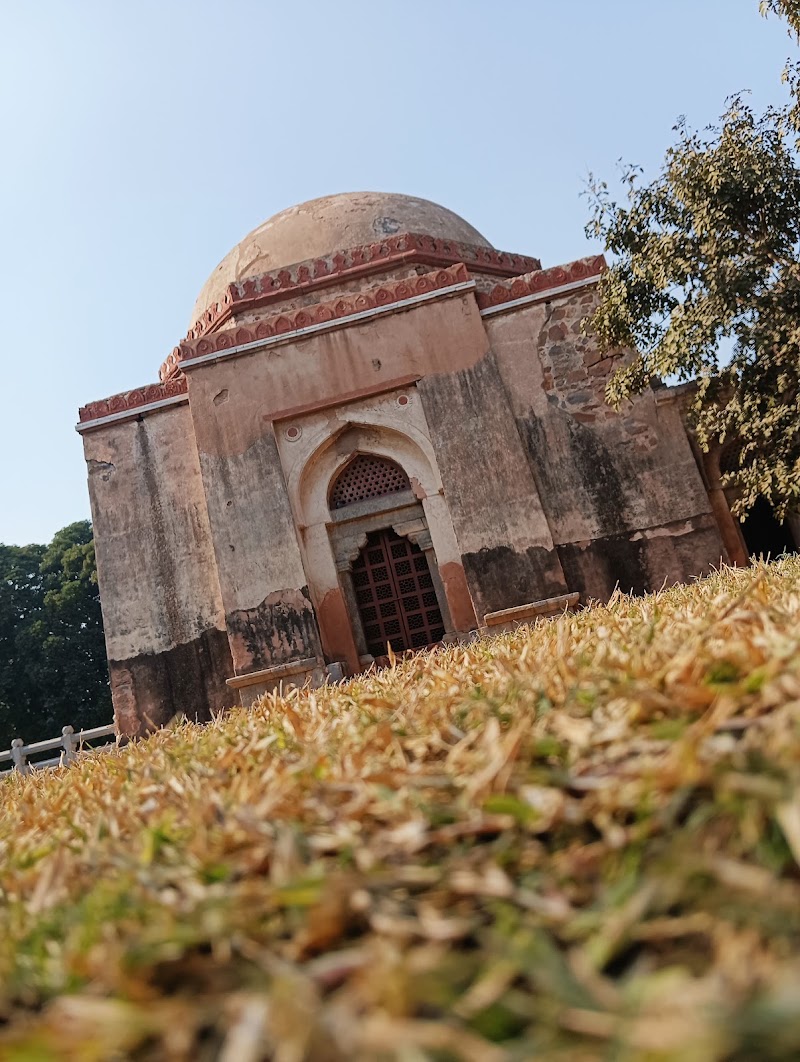 Hauz Khas Village - Hauz Khas Village Hauz Khas Village, Deer Park, Hauz Khas, New Delhi, Delhi 110016, India