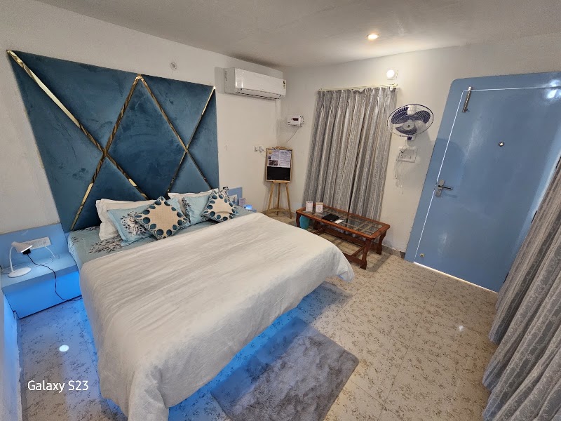 Hotel Sunset - Hotel Sunset Lakshmi Mandir Rd, Orchha, Madhya Pradesh 472246, India