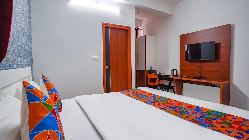 Hotel Royal Platinum Suites HSR Layout - Hotel Royal Platinum Suites HSR Layout, 19th Main, 27th Cross Rd, 2nd Sector, Garden Layout, Sector 2, HSR Layout, Bengaluru, Karnataka 560102, India