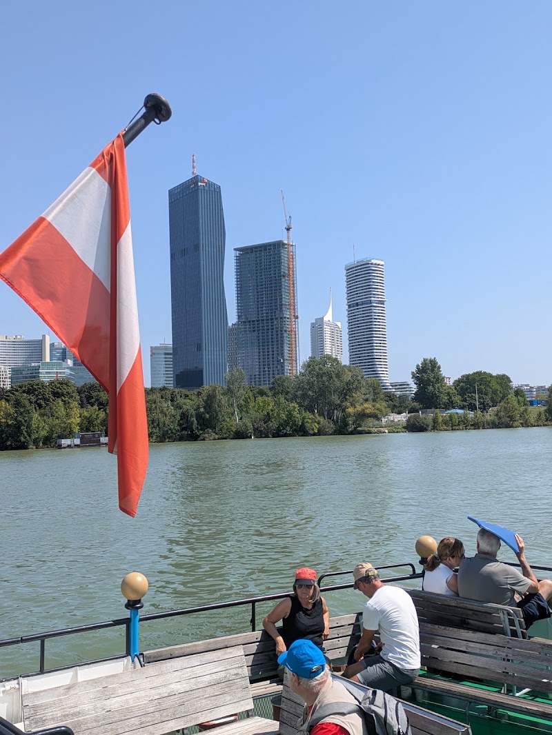 City Cruises Vienna - DDSG Blue Danube - City Cruises Vienna - DDSG Blue Danube, Franz-Josefs-Kai 2, 1020 Wien, Austria
