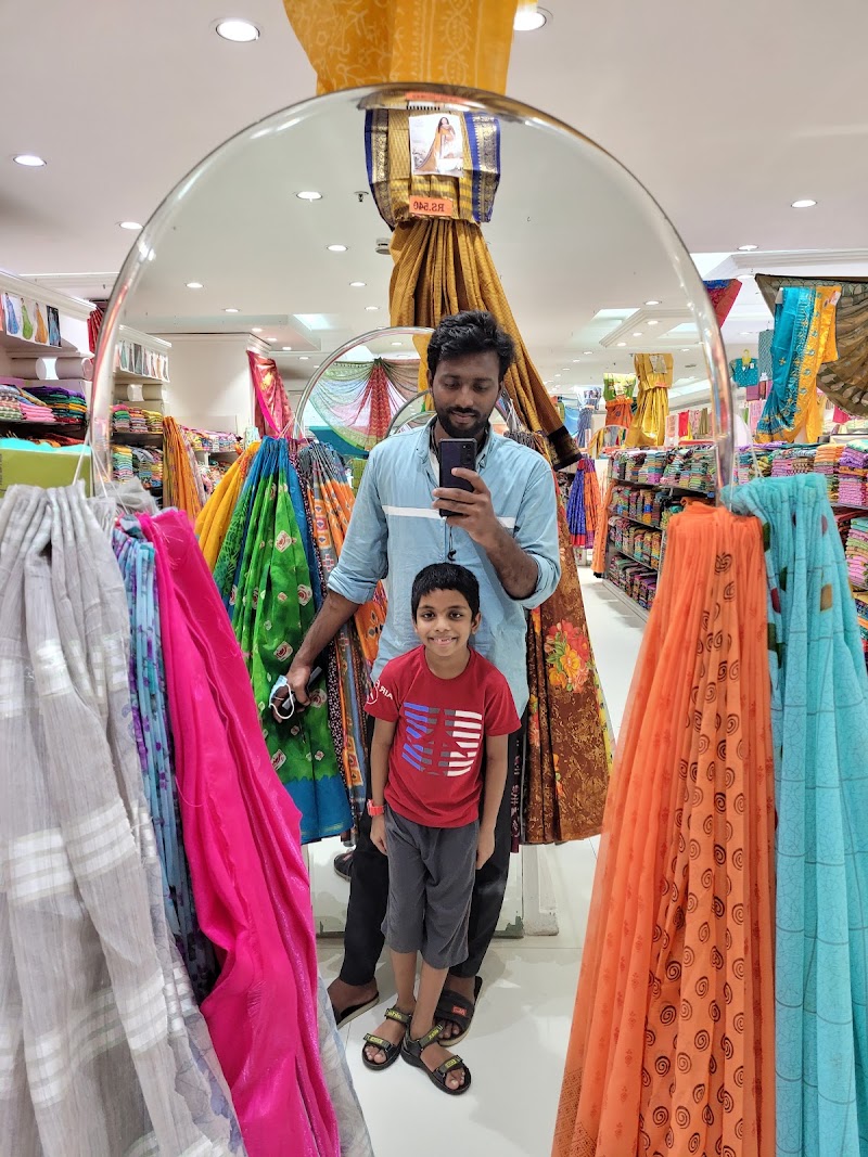 The Legend Saravana Stores - The Legend Saravana Stores 128 & 129, N Usman Rd, T. Nagar, Chennai, Tamil Nadu 600017, India