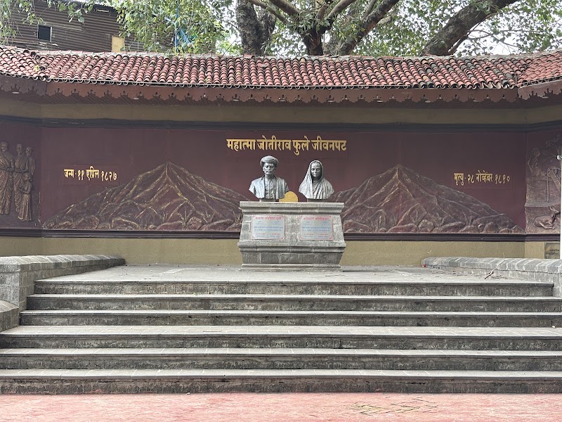 Mahatma Phule Wada - Mahatma Phule Wada Ganj Peth, Pune, Maharashtra 411042, India