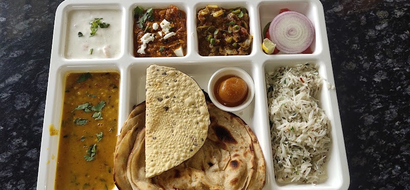 Roots Live Kitchen - Roots Live Kitchen Go for Eat Food Court, Opposite Rajasthan Vidhyapeeth College Airport Road, Old RTO Rd, Pratap Nagar, Udaipur, Rajasthan 313001, India