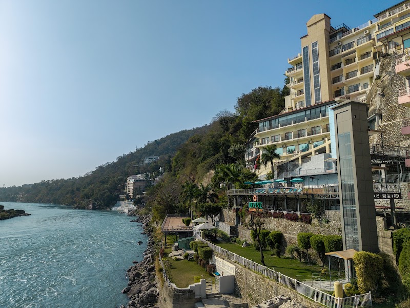 Divine Resort : Hotel in Rishikesh - Divine Resort : Hotel in Rishikesh Laxman Jhula Rd, near Church, Tapovan, Rishikesh, Jonk, Uttarakhand 249137, India