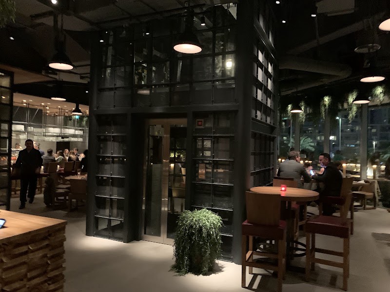 ROKA Dubai - ROKA Dubai The Opus by Omniyat Level 1 - الخليج التجاري - دبي - United Arab Emirates