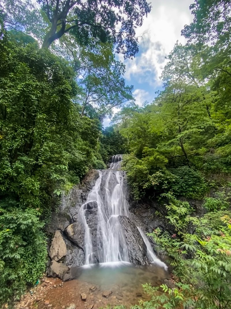 Bamanbudo Waterfall