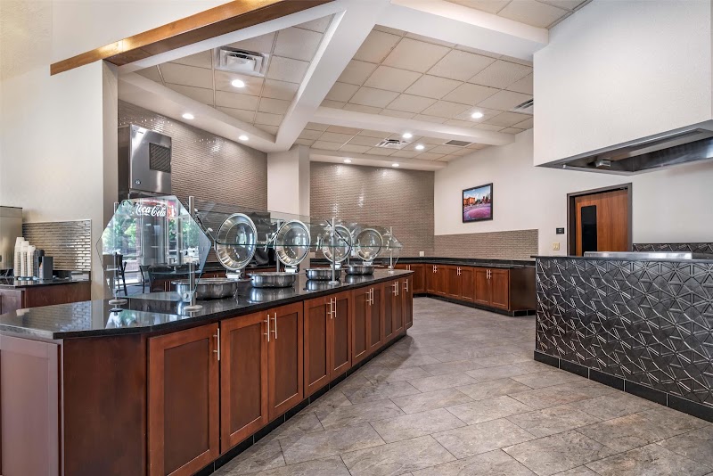 Drury Plaza Hotel Flagstaff - Drury Plaza Hotel Flagstaff, 300 S Milton Rd, Flagstaff, AZ 86001, USA