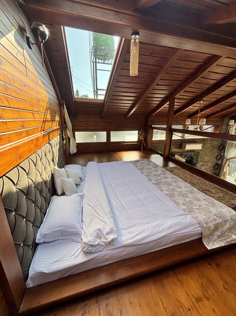 The Hobbit Home - The Hobbit Home vill, Son Gaon, Bhimtal, Uttarakhand 263136, India