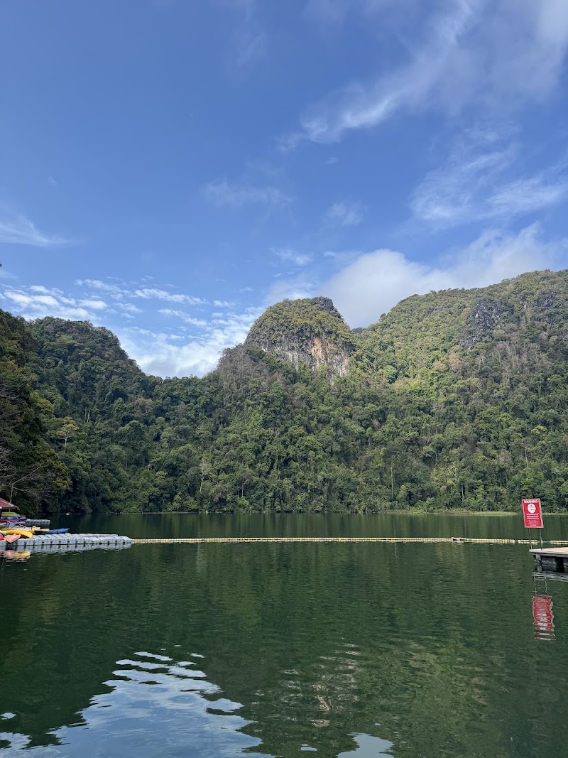 Red Ray Watersports - Red Ray Watersports, Beach by Dataran Cenang Dataran Cenang, Jalan Pantai Chenang, Mukim Kedawang, 07000 Langkawi, Kedah, Malaysia