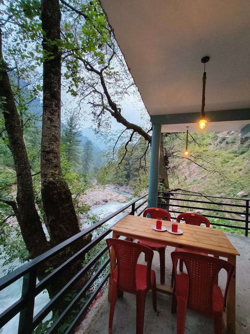 Tirthanmoksha Homestay - Tirthanmoksha Homestay nahi road, near raandhi bhaagi, Gushaini, Tindar, Himachal Pradesh 175123, India