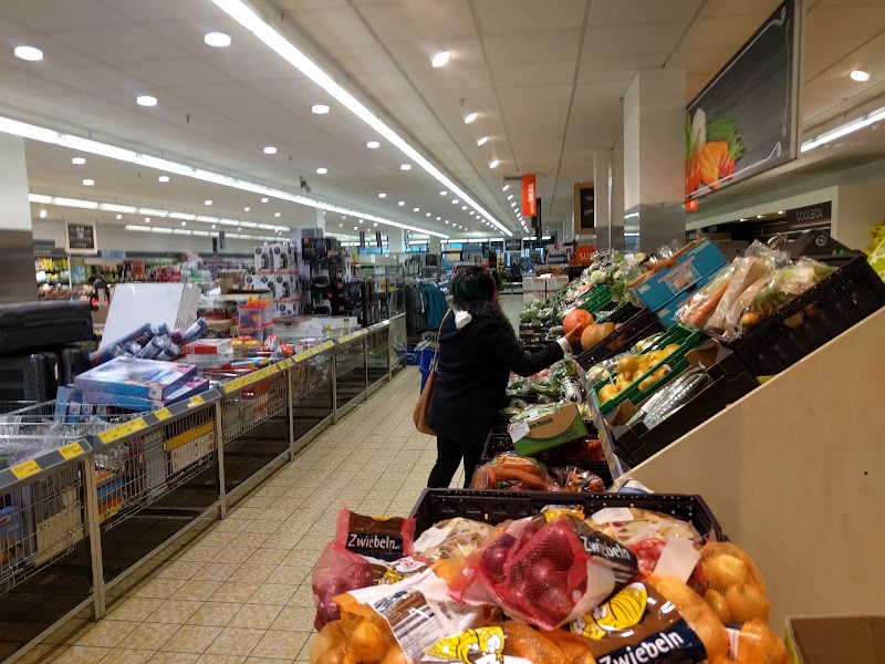 ALDI SUISSE - ALDI SUISSE, Eigerstrasse 82, 3007 Bern, Switzerland