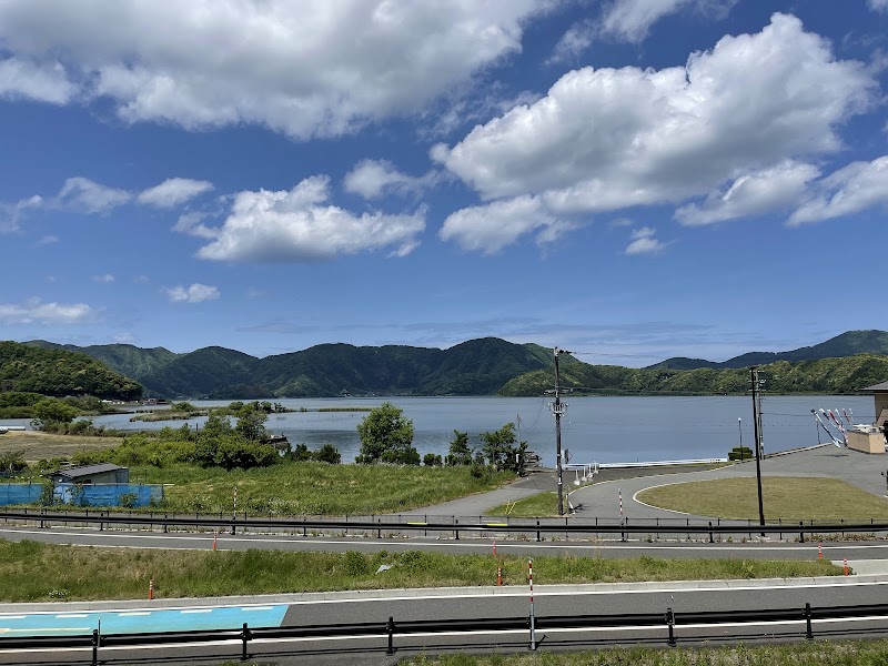 三方五湖展望台 - 三方五湖展望台, Parking lot, 1304 919 Ikura, Wakasa, Mikatakaminaka District, Fukui 919-1304, Japan