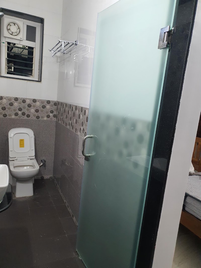 Viram Guest House - Viram Guest House HPRV+9HQ, Vagator, Anjuna, Goa 403509, India