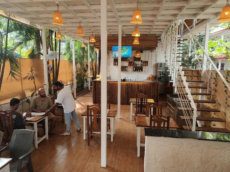 White Feather Cloud Kitchen
