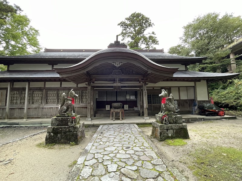 Daisenji Temple - Daisenji Temple, 9 Daisen, Saihaku District, Tottori 689-3318, Japan