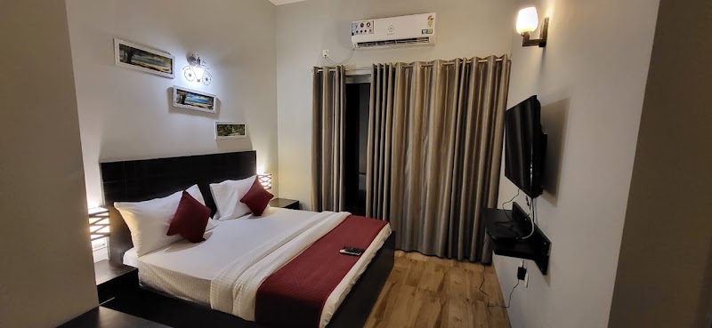 hotel Royal Serenity - hotel Royal Serenity, Anandam, Block Omaxe Eternity, Clarks Building ONYX, Road, Chhatikara, Vrindavan, Uttar Pradesh 281121, India