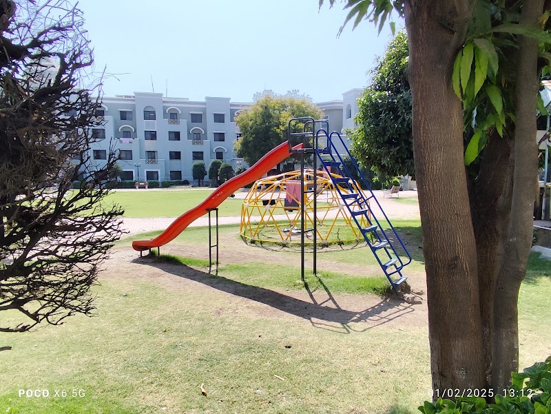 Sai Bhakta Niwas Centre Park