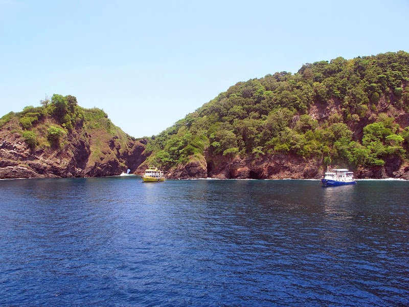 Similan Islands Liveaboard Expedition - Similan Islands Liveaboard Expedition 31/13 Moo 6 Khao Lak, ตำบลคึกคัก อำเภอตะกั่วป่า พังงา 82190, Thailand
