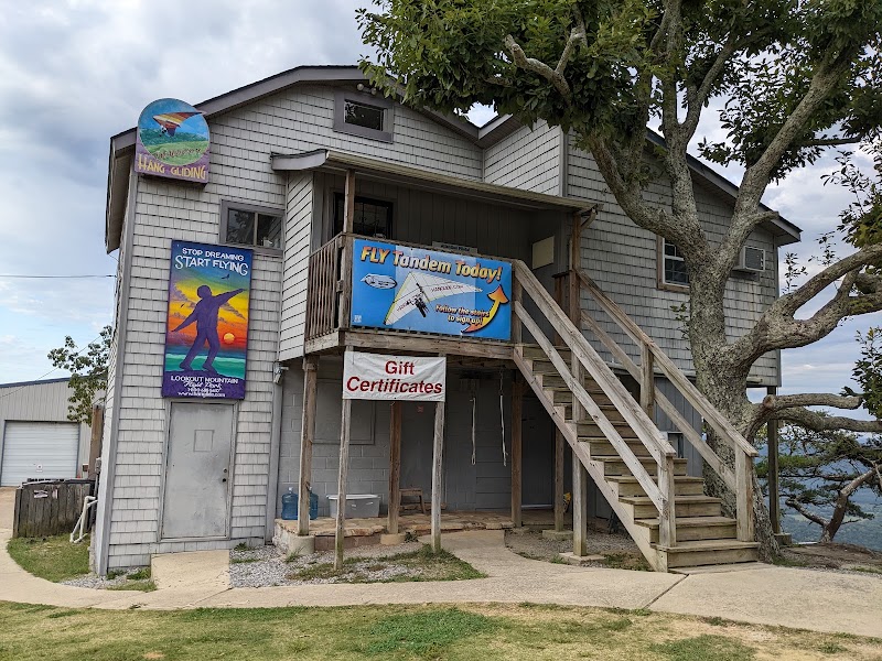 Lookout Mountain Flight Park- Hang Gliding and Paragliding Training Center - Lookout Mountain Flight Park- Hang Gliding and Paragliding Training Center, 7201 Scenic Hwy, Rising Fawn, GA 30738, USA