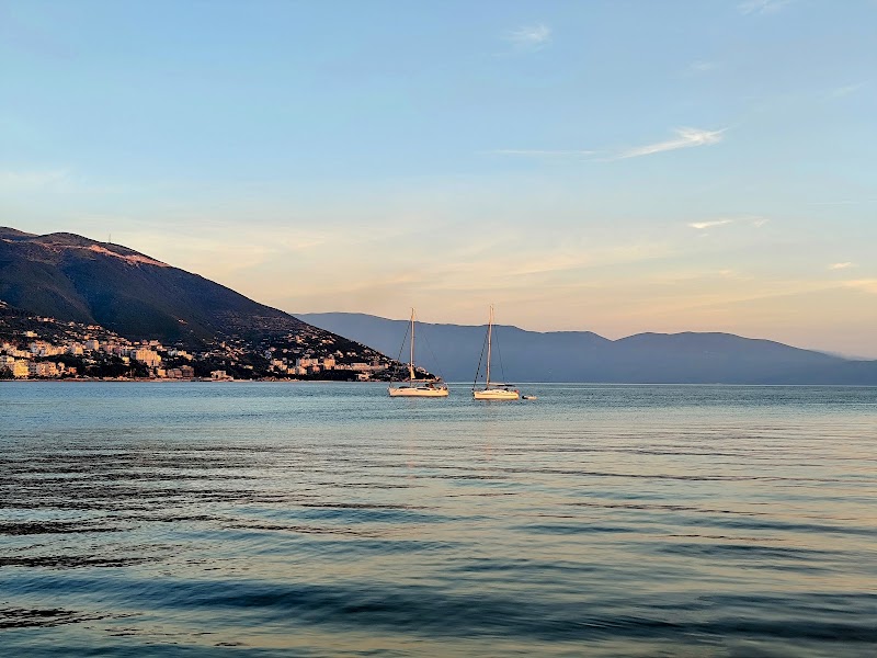 Plazhi i Ri - Plazhi i Ri, Vlora, Albania