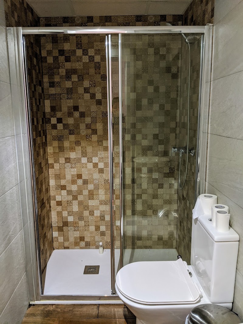 Hub Hostel Seville - Hub Hostel Seville C. Goles, 46, Casco Antiguo, 41002 Sevilla, Spain
