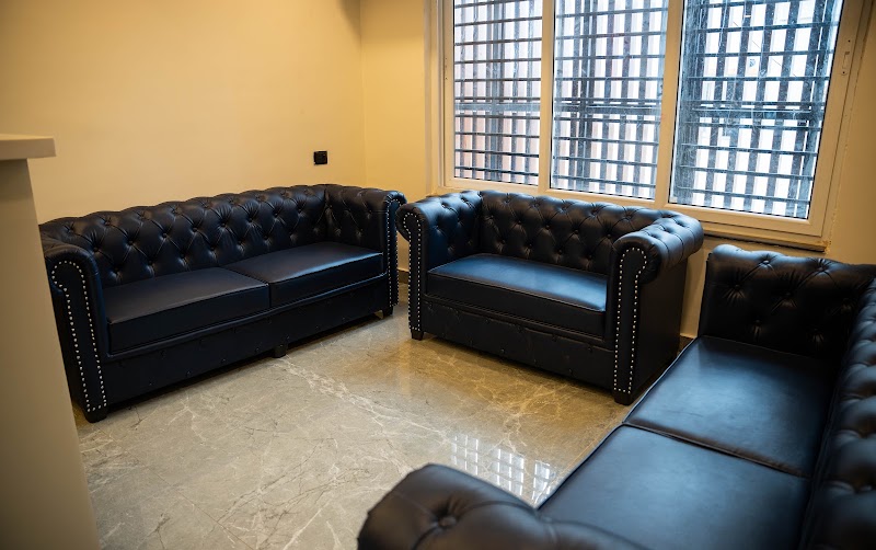 Hotel Orange - Hotel Orange City Heart Commercial Complex, Plot No-285, near Old Post Office Lane, Budheswari Colony, Laxmisagar, Bhubaneswar, Odisha 751006, India