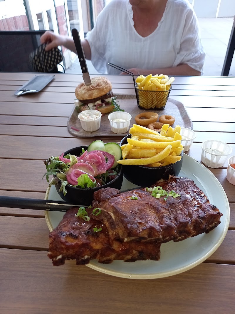 Restaurant De Kloosterhoeve - Restaurant De Kloosterhoeve Klein Vink 4, 5944 EX Arcen, Netherlands