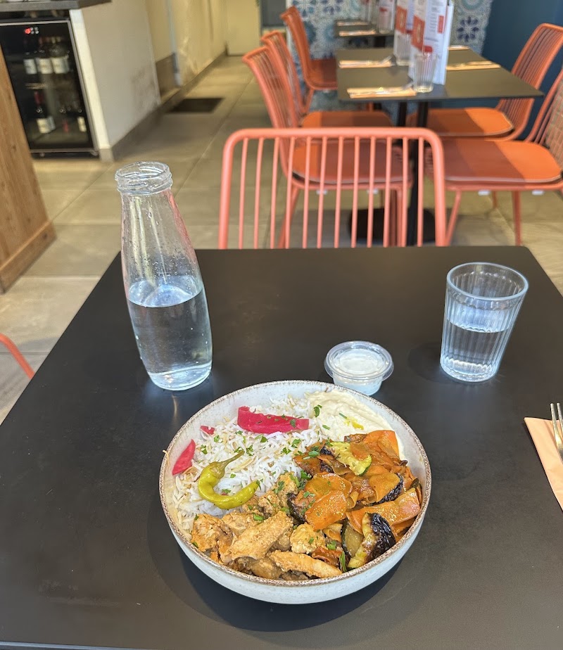 TASCA - Traiteur Libanais - Buffets - Restaurant - Emporter & Livraison - TASCA - Traiteur Libanais - Buffets - Restaurant - Emporter & Livraison 15 Rue des Tilleuls, 78960 Voisins-le-Bretonneux, France