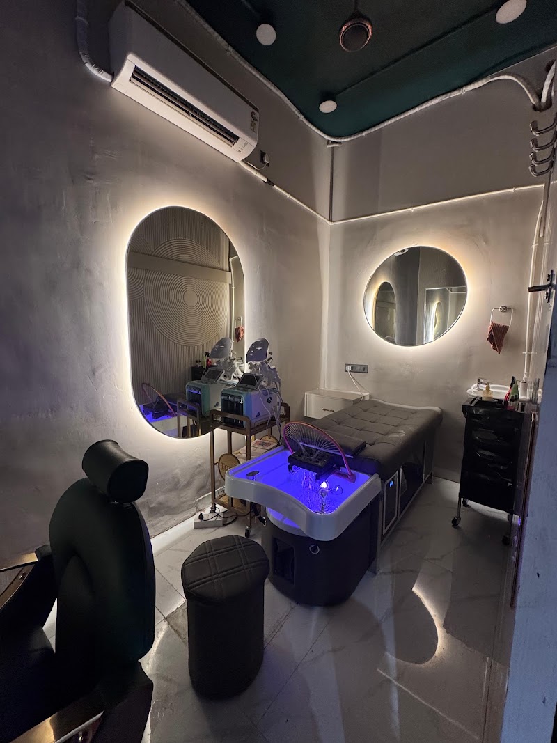 The Barber Shop - The Barber Shop, near Lohar Chowk, Purani Basti, Raipur, Chhattisgarh 492001, India