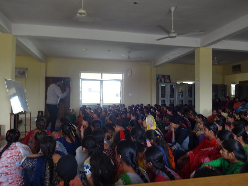 Competition Guru Panchkula- Best Bank, SSC, Police, HSSC, CET, HTET, UGC NET, CUET, Railway Coaching in Panchkula - Competition Guru Panchkula- Best Bank, SSC, Police, HSSC, CET, HTET, UGC NET, CUET, Railway Coaching in Panchkula SCO 38, First Floor, Sector 11,, Sector 11, Panchkula, Haryana 134112, India