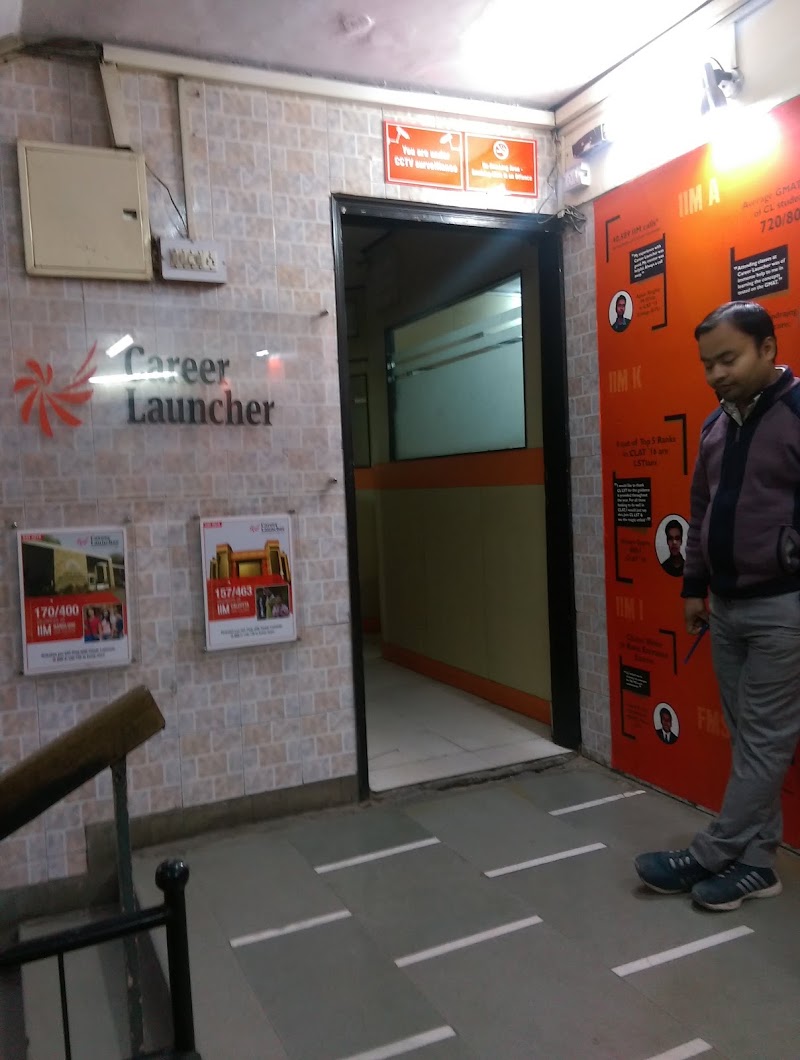 Career Launcher Connaught Place - Career Launcher Connaught Place 1st Floor, A-18, Middle Cir, Block A, Connaught Place, New Delhi, Delhi 110001, India