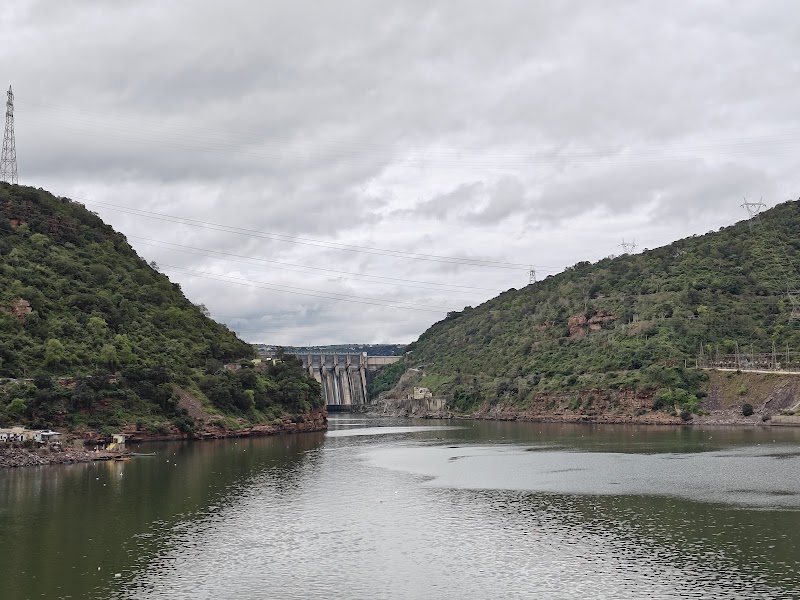 Srisailam dam - Srisailam dam 3VPW+PJ3, Srisailam, Andhra Pradesh 509326, India