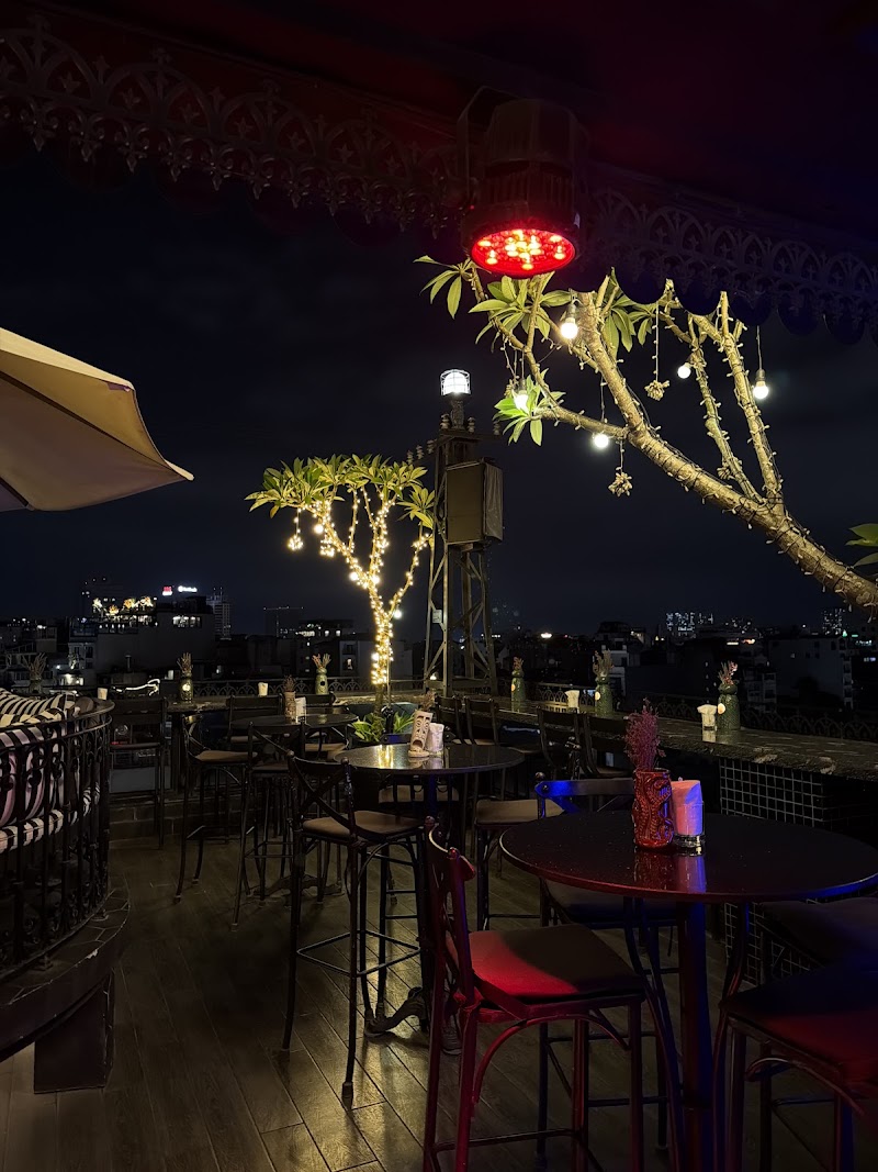 Cloud Sky Bar Hanoi - Cloud Sky Bar Hanoi Floor 9th, of JM Marvel Hotel, 16 P. Hàng Da, Str, Hoàn Kiếm, Hà Nội 100000, Vietnam