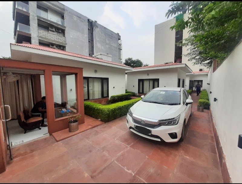 R Cottages- Mini Retreat Near New Delhi Airport - R Cottages- Mini Retreat Near New Delhi Airport D-32, Nangal Dewat, Sector D, Vasant Kunj, New Delhi, Delhi 110070, India