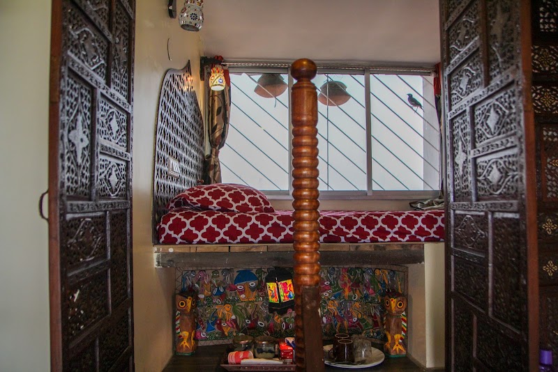 Owl's Nest Homestay - Owl's Nest Homestay 5th Floor, 185/B, Raja Dinendra St, Shyambazar, Fariapukur, Shyam Bazar, Kolkata, West Bengal 700004, India