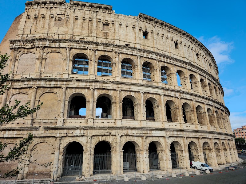 Colosseum - Colosseum P.za del Colosseo, 1, 00184 Roma RM, Italy