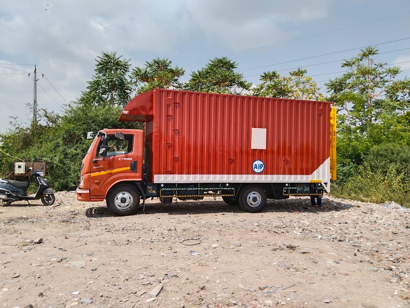MOVING GURU PACKERS AND MOVERS - MOVING GURU PACKERS AND MOVERS, Shop No.1 Rameshwaram Bhawan, Baburao Gali, Gudiyari Raod Near Shiv Hanuman Temple, Shrinagar, Khamtarai, Raipur, Chhattisgarh 492001, India