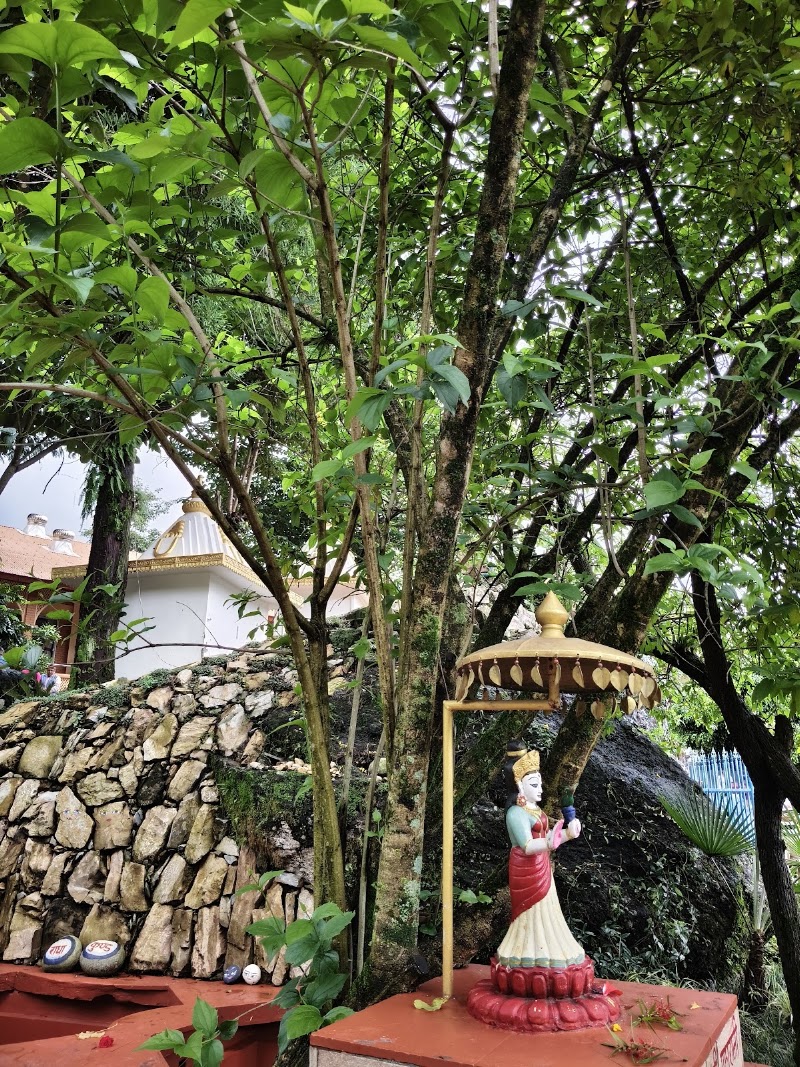 Sri Sri Radha Govinda Hari Temple - Sri Sri Radha Govinda Hari Temple Budhanilkantha School, Main Road, Budhanilkantha 44600, Nepal
