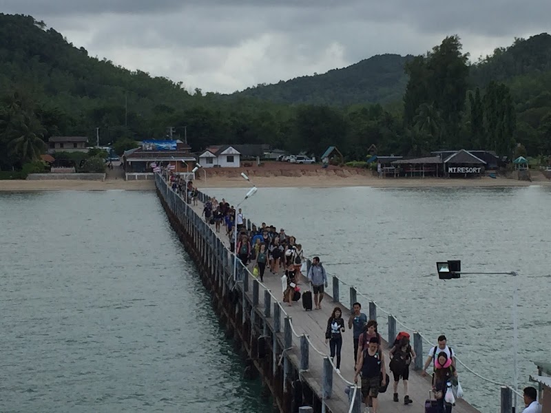 Chumphon (Lomprayah Pier) - Chumphon (Lomprayah Pier), Hat Sai Ri, Mueang Chumphon District, Chumphon 86120, Thailand