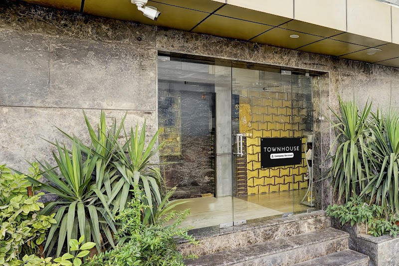 Townhouse Pondicherry Opposite to Rock Beach - Townhouse Pondicherry Opposite to Rock Beach Plot no 8, H.M.Kassim Salai, Viratipatu, White Town, Area, Puducherry, 605001, India