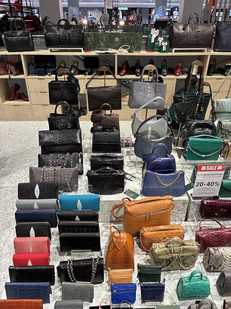 Bangkok Bootery Central Phuket - Bangkok Bootery Central Phuket, Central Phuket Floresta Shopping Mall, 1st Floor, Lady Zone, Wichit, Mueang Phuket District, Phuket 83000 Thailand CENTRAL PHUKET FLORESTA, 3rd Floor, Men Zone, Subdistrict, ตำบล วิชิต อำเภอเมืองภูเก็ต ภูเก็ต 83000, Thailand