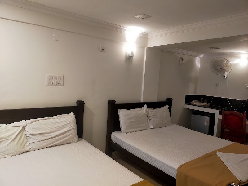 Srinivasa Residency - Srinivasa Residency 544, Velachery Main Rd, Camp Road Junction, Barathi Nagar, IOB Colony, Selaiyur, Chennai, Tamil Nadu 600073, India