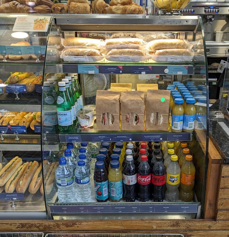 Caffe Ritazza London Waterloo - Caffe Ritazza London Waterloo 9809 Cab Rd, London SE1 8SQ, UK