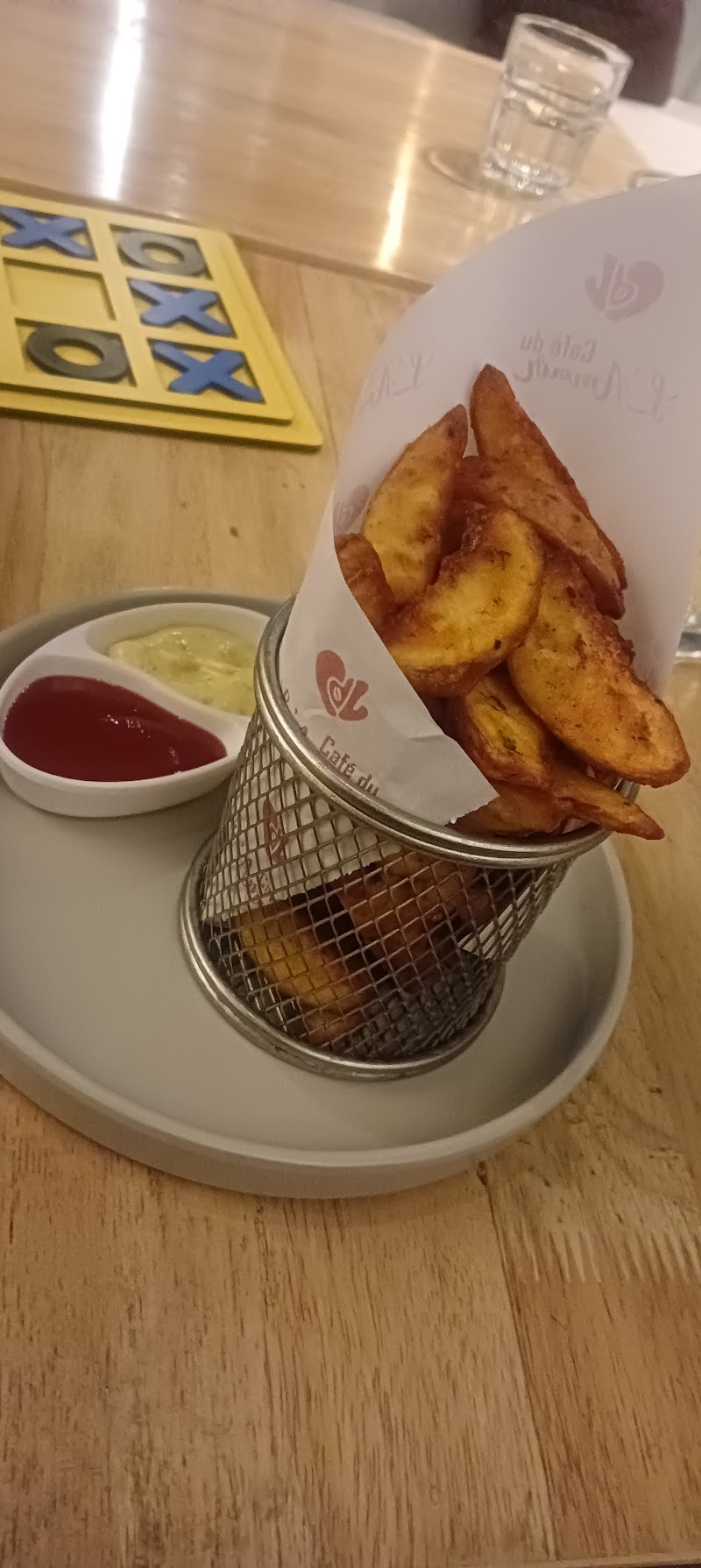Café du L'Amour (Cafe of Love) - Café du L'Amour (Cafe of Love) 980, 1st A Cross, AVS Layout, near Maharaja Signal, off 80 Feet Road, 4th Block, Koramangala, Bengaluru, Karnataka 560034, India