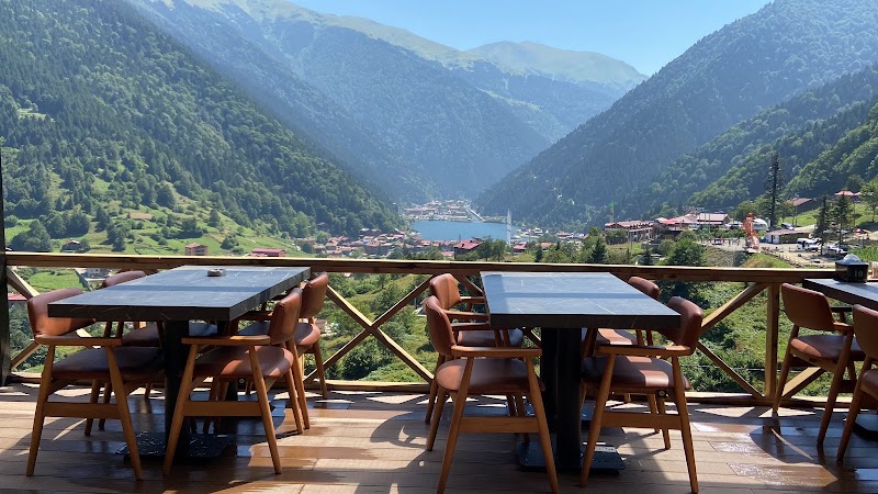 Dobos Uzungöl