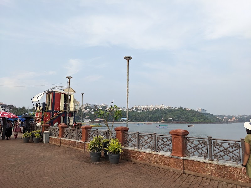 Dona Paula View Point - Dona Paula View Point Dona Paula Jetty, Road, Dona Paula, Panaji, Goa 403004, India