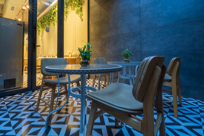 Cosy Grand @Chanakyapuri by The Cosy Hotels - Cosy Grand @Chanakyapuri by The Cosy Hotels Aradhana Enclave, 13, Ring Rd, Sector 13 R K Puram, R. K. Puram, Sector - 13, New Delhi, Delhi 110066, India